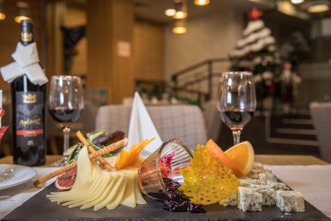 St George Ski & Holiday Bansko Ngoại thất bức ảnh